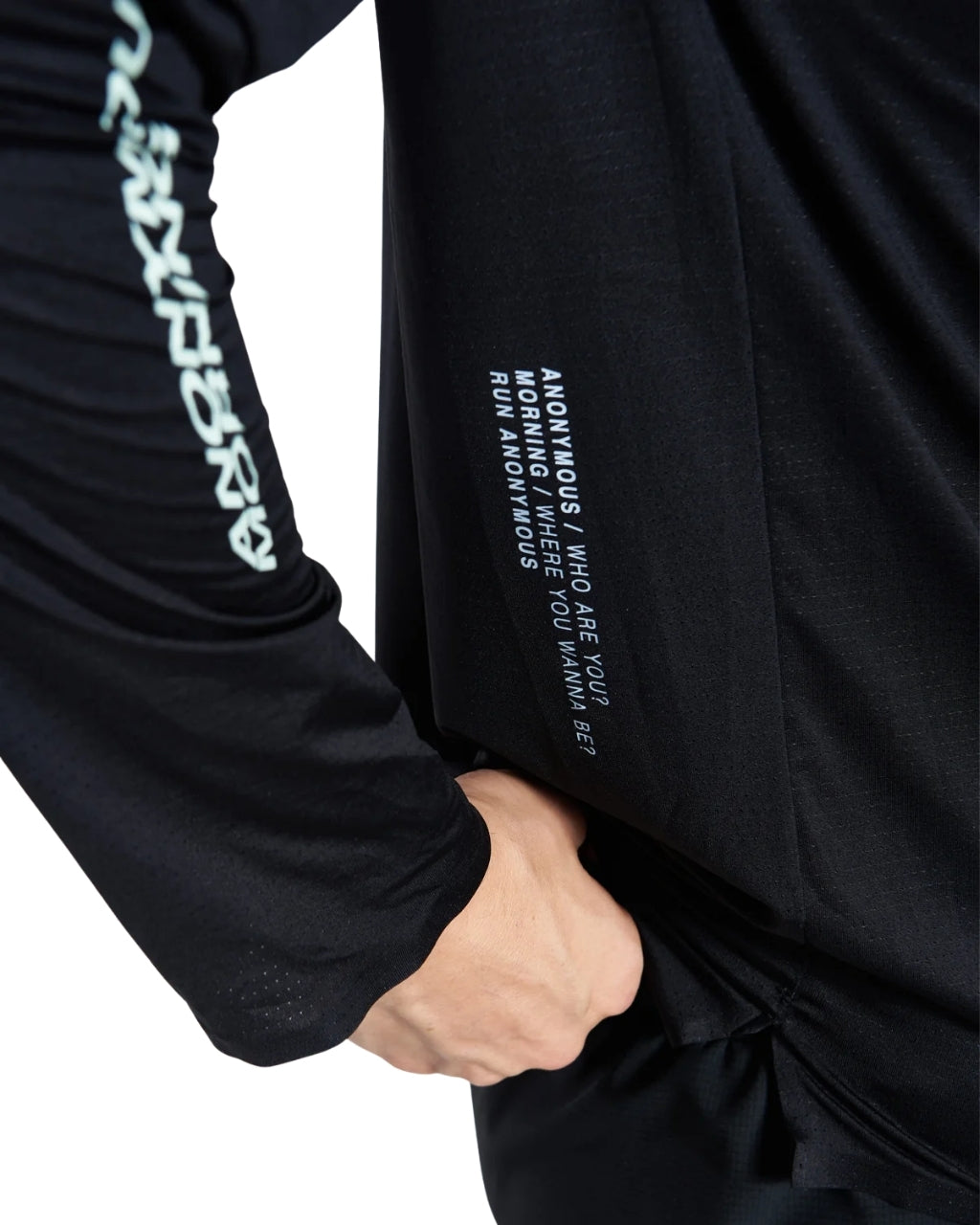 CAMISETA RUNNING ANONYMOUS PERFORMANCE LONG TEE HOMBRE