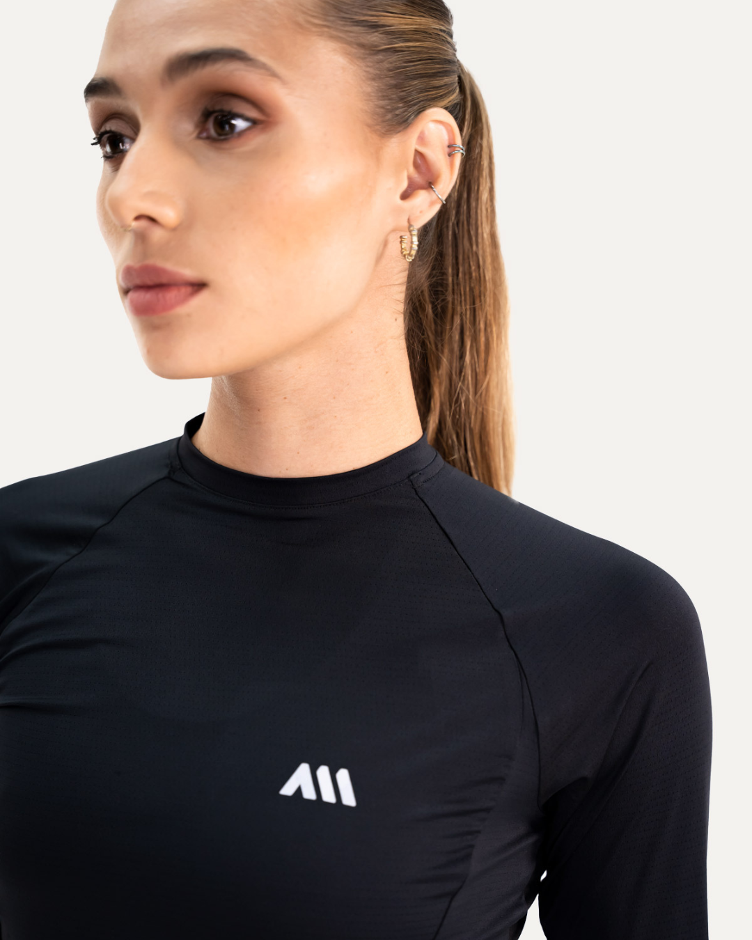 CAMISETA RUNNING ANONYMOUS PERFORMANCE LONG TEE NEGRO DAMA