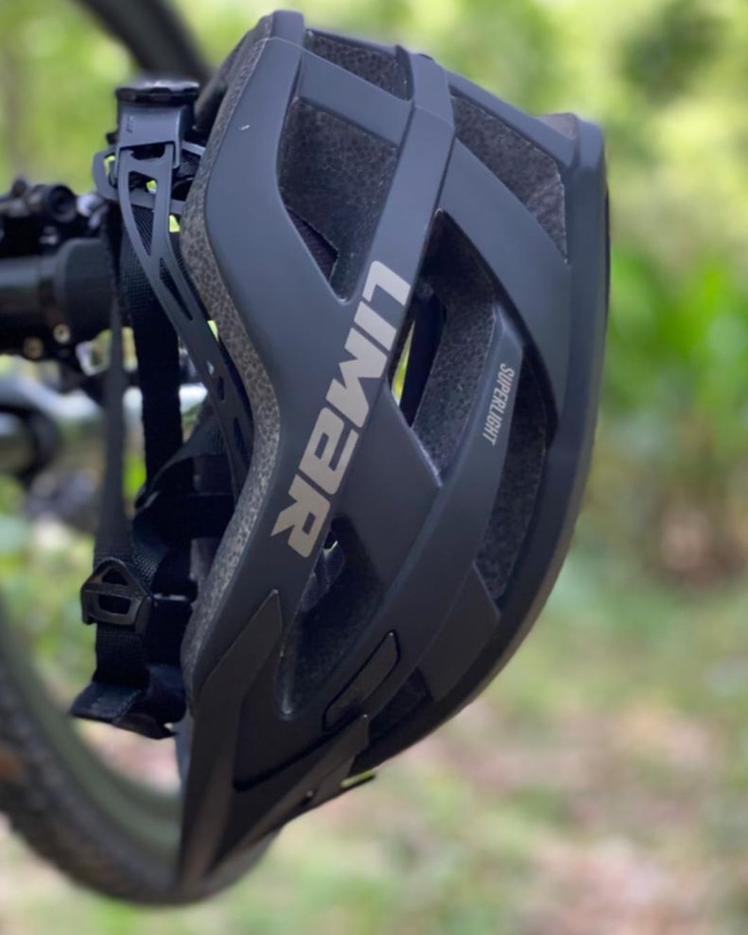 CASCO MTB LIMAR ALBEN NEGRO