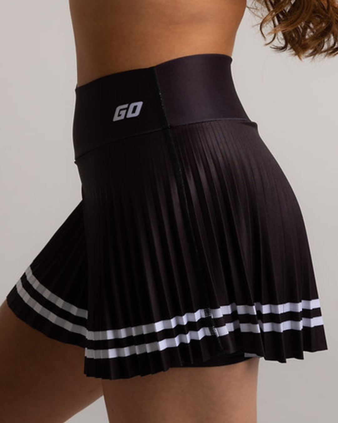 FALDA SHORT RUNNING/PADEL GO ACTIVE NEGRA DAMA