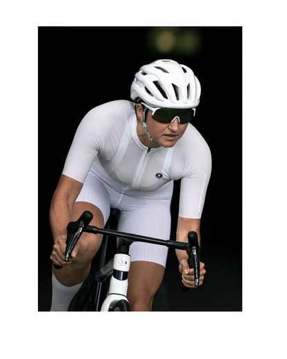CASCO  MET ABSOLUTE WHITE EDICION LIMITADA