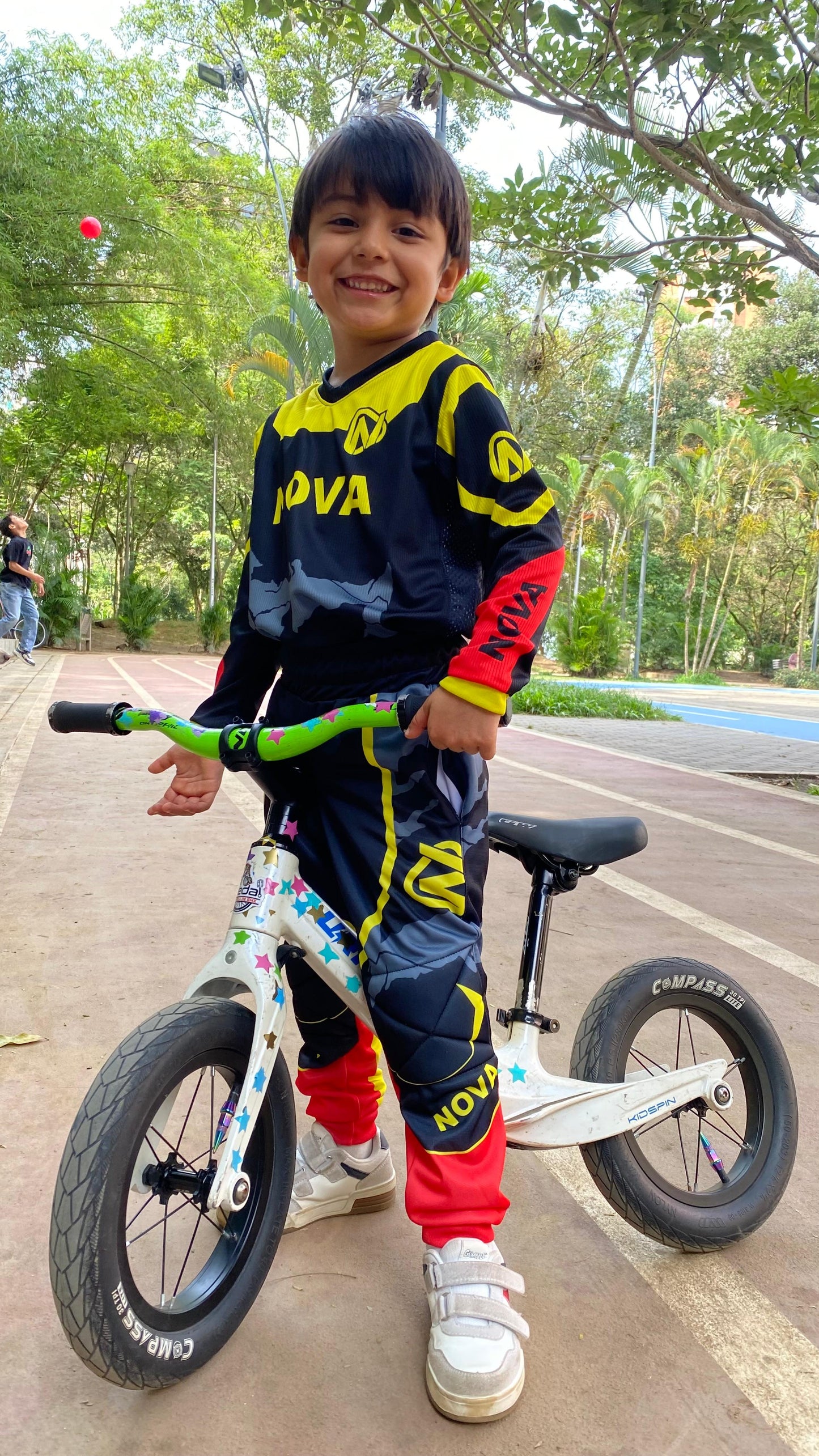 UNIFORME BMX NIÑO MULTICOLOR UNISEX