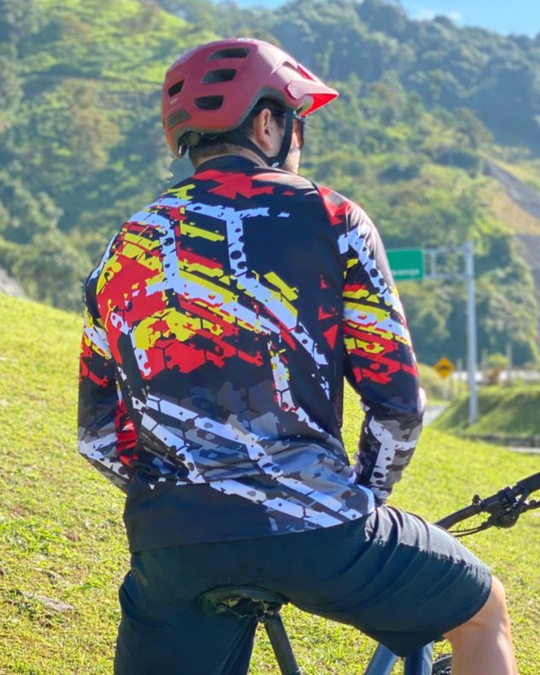 BUZO MTB ELLEVEN PRO COLORES HOMBRE